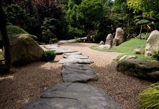 Okrasné kameny v zahradě využijte s fantazií
